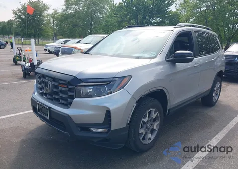 2023 Honda Passport Awd Trailsport из США, поврежденный, VIN 5FNYF8H68PB043019